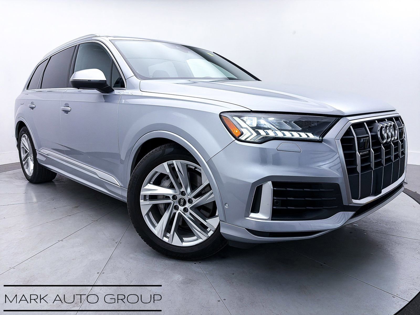 Used 2021 Audi Q7 3.0T Prestige w/ Prestige Package image 1
