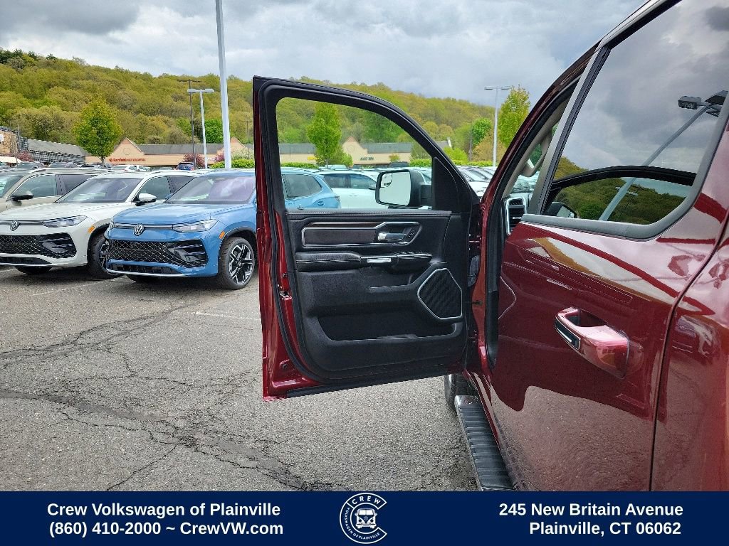 Used 2022 RAM 1500 Laramie AWD/4WD image 38