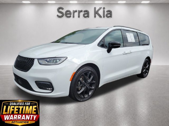 Used 2025 Chrysler Pacifica Limited FWD 360° Tour