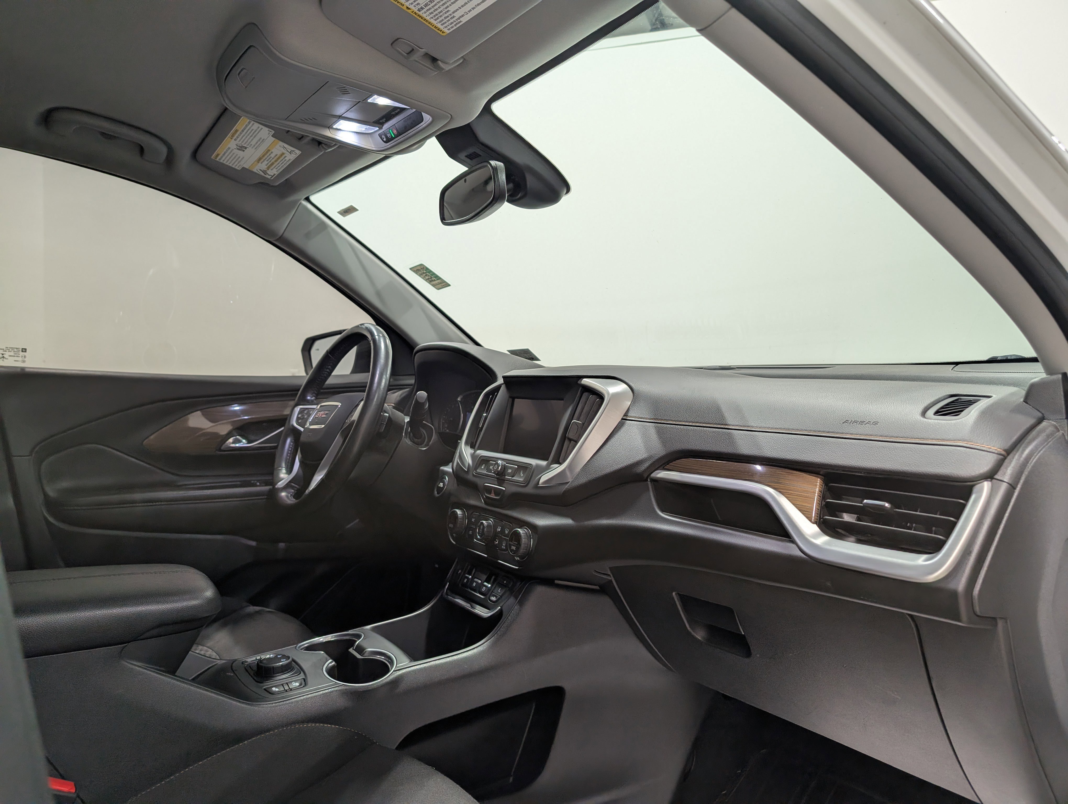 Used 2020 GMC Terrain SLE w/ Driver Convenience Package image 20