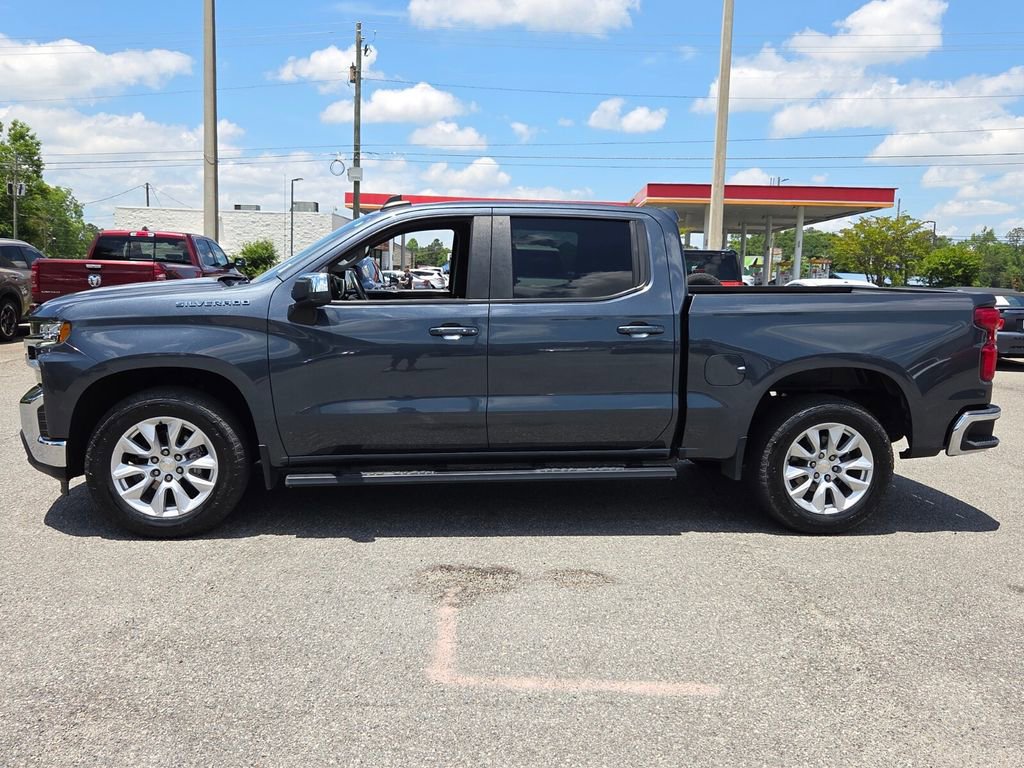 Used 2021 Chevrolet Silverado 1500 LT RWD image 2
