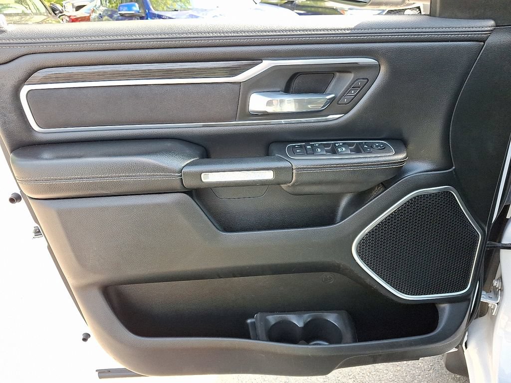 Used 2023 RAM 1500 Laramie AWD/4WD image 12