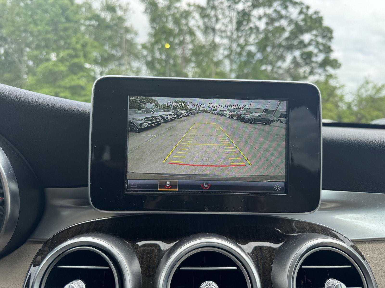 Used 2019 Mercedes-Benz GLC 300 image 12