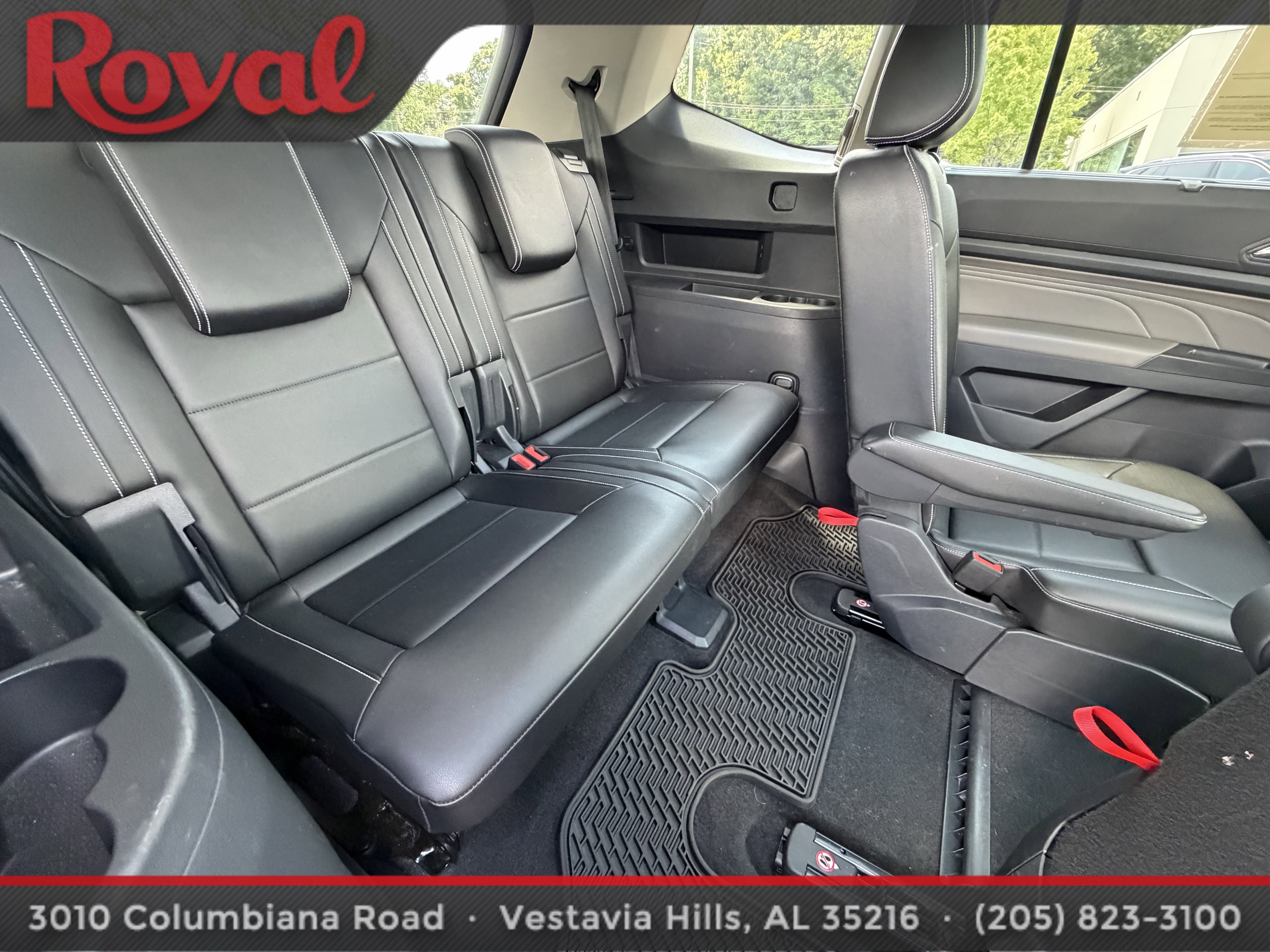 Certified 2023 Volkswagen Atlas SEL R-Line AWD/4WD image 11