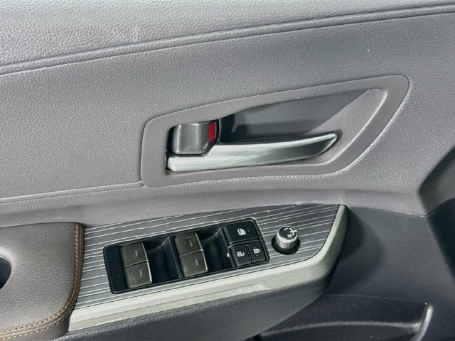 Certified 2021 Toyota Sienna XSE FWD image 20