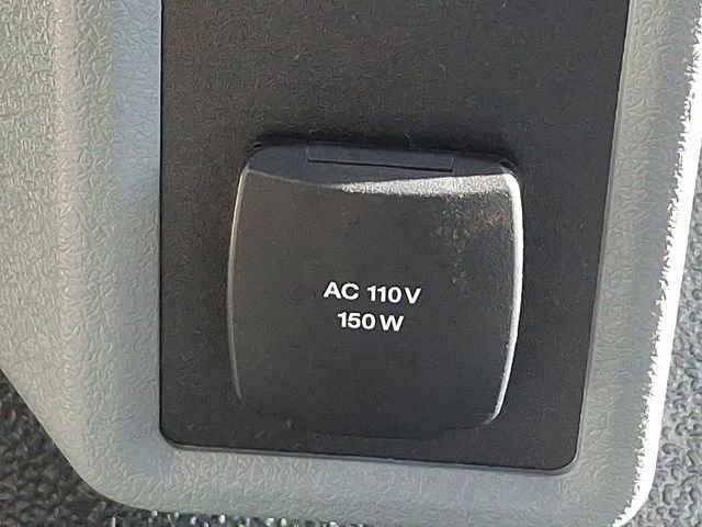 Used 2023 Ford F650 2WD Regular Cab Super Duty image 22