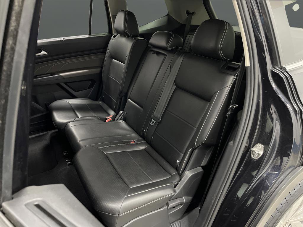 Used 2021 Volkswagen Atlas SE image 27