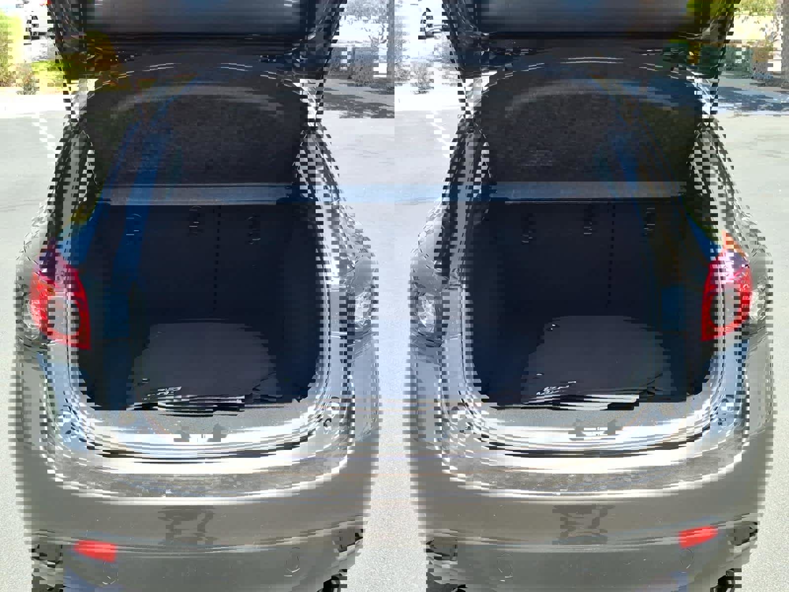 Used 2014 MAZDA MAZDA3 i Grand Touring FWD image 16