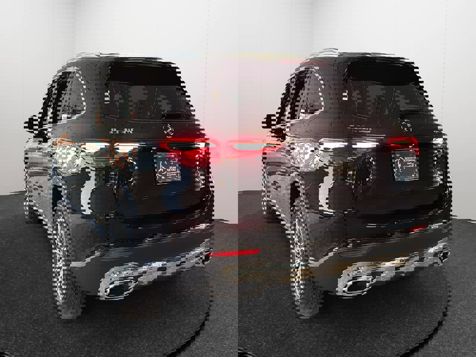 New 2026 Mercedes-Benz GLC 300 4MATIC image 6