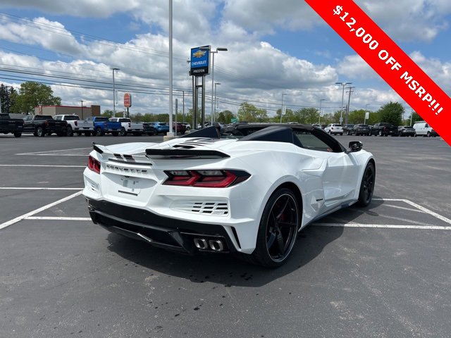 New 2025 Chevrolet Corvette E-Ray image 3