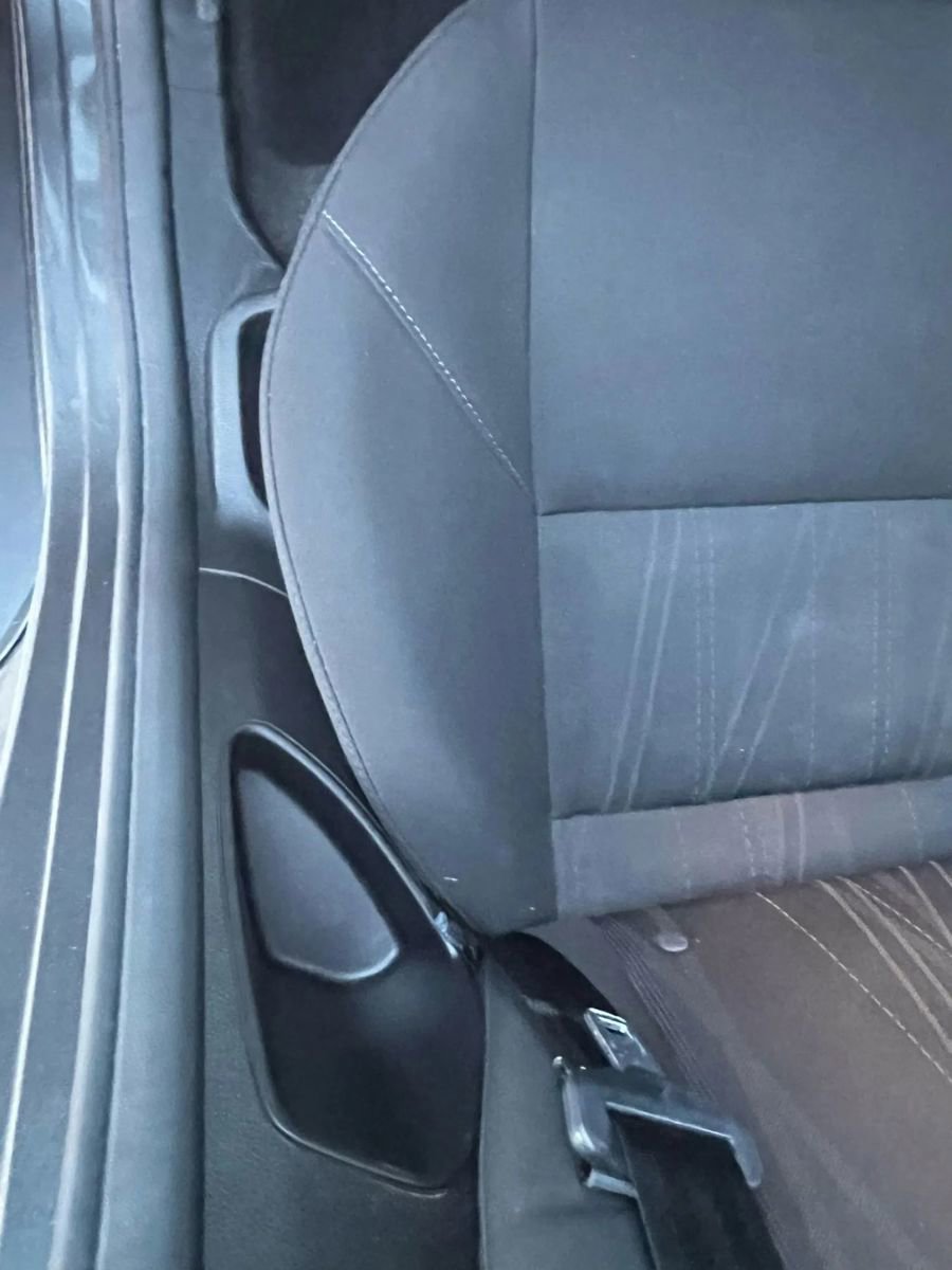 Used 2018 Ford Focus S image 32