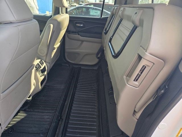Certified 2023 Honda Ridgeline RTL image 10