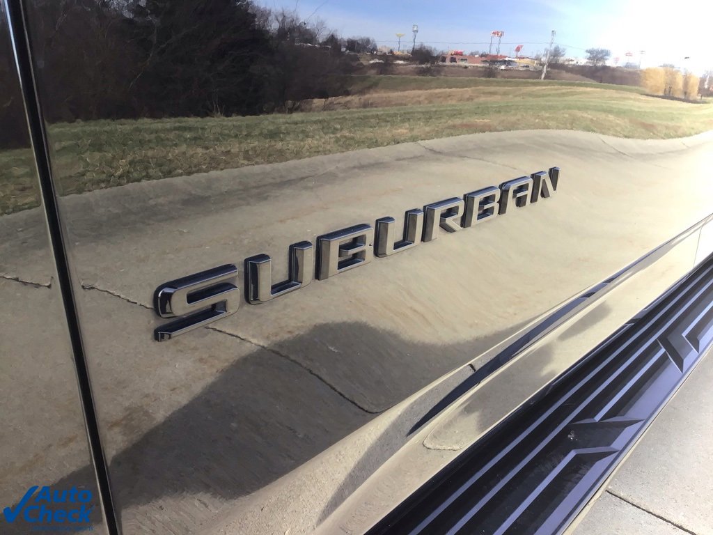 Used 2021 Chevrolet Suburban RST w/ Luxury Package image 53