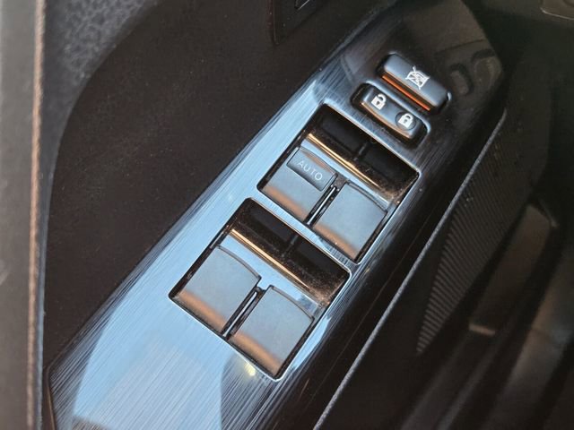 Used 2016 Toyota RAV4 Limited image 25