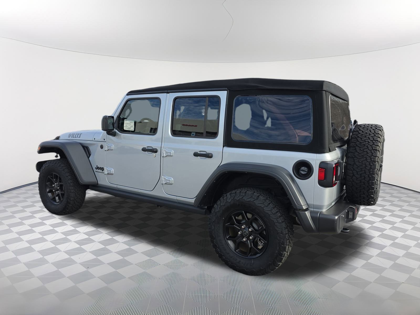 Used 2024 Jeep Wrangler Willys image 9