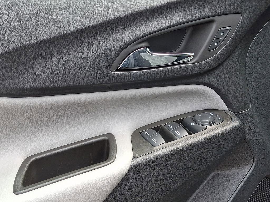 Used 2023 Chevrolet Equinox LS w/ LPO, Floor Liner Package FWD image 12