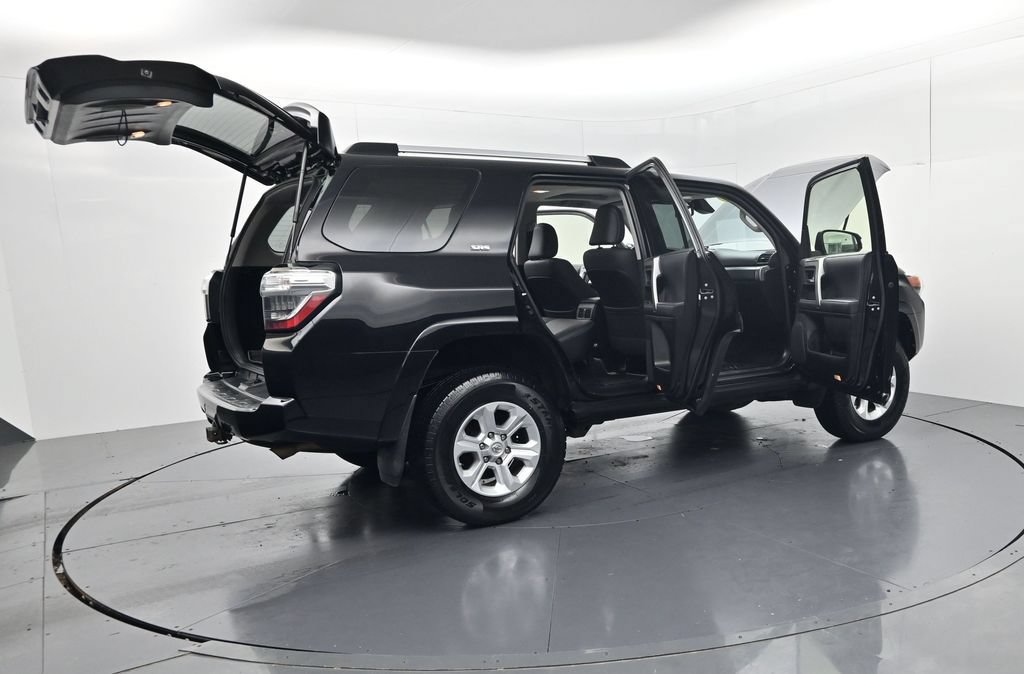 Used 2021 Toyota 4Runner SR5 Premium w/ Moonroof Package AWD/4WD image 65