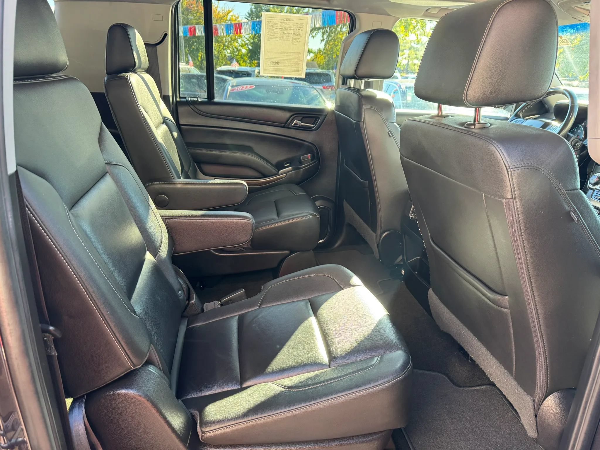 Used 2018 Chevrolet Suburban LT AWD/4WD image 15