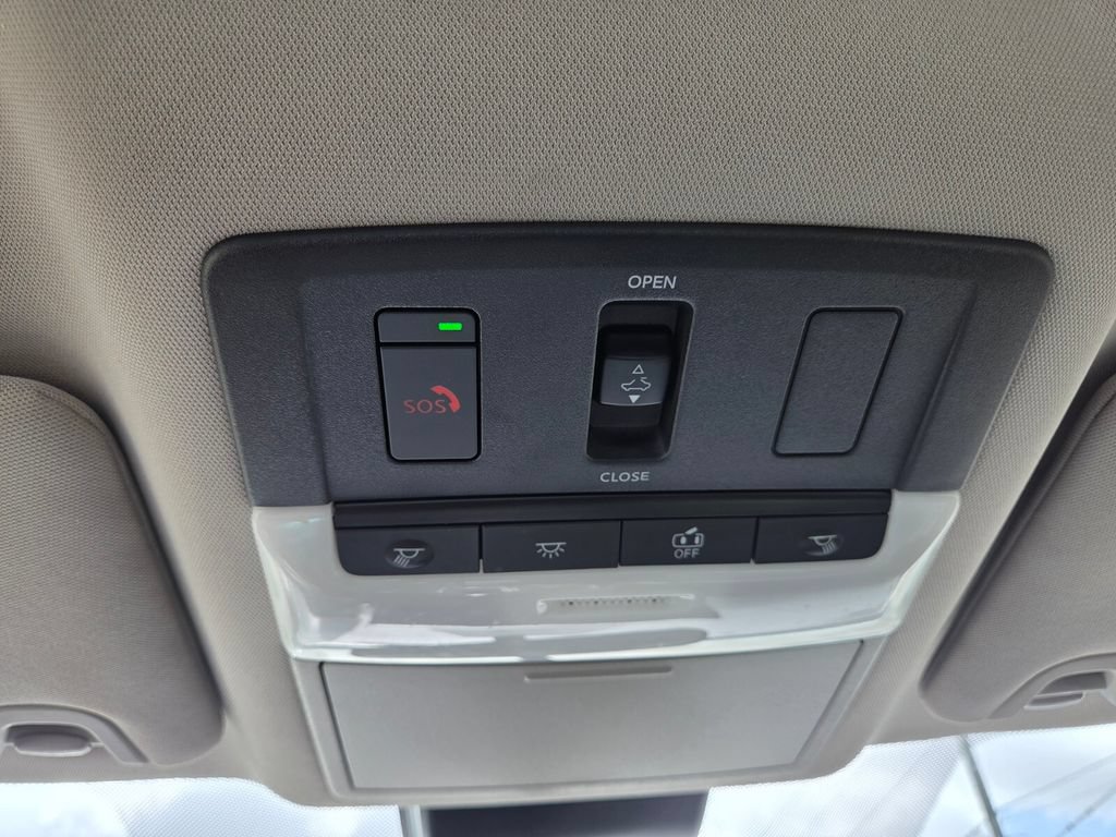 Used 2024 Nissan Altima 2.0 SR FWD image 19