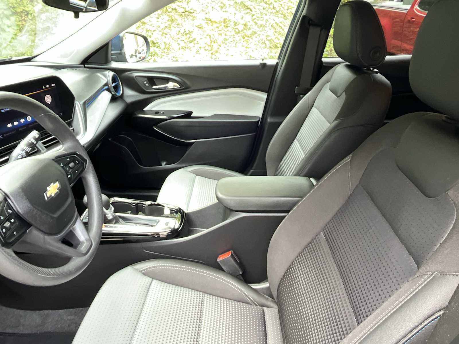 Certified 2024 Chevrolet Trax LT image 18