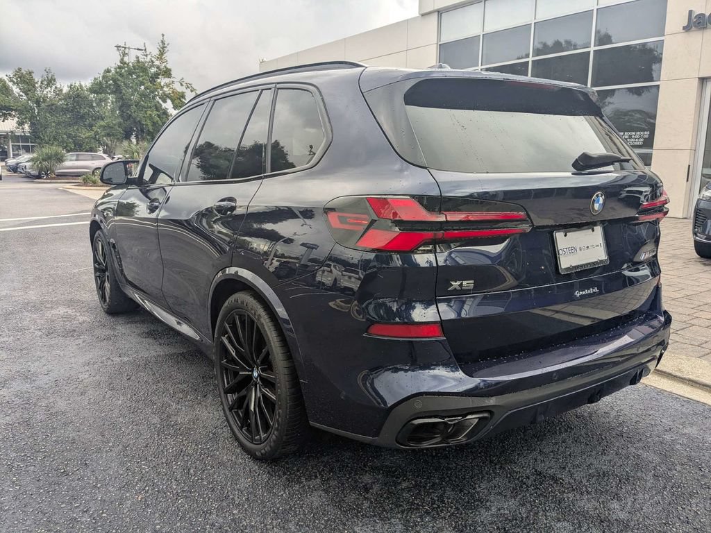 Used 2024 BMW X5 M60i AWD/4WD image 4