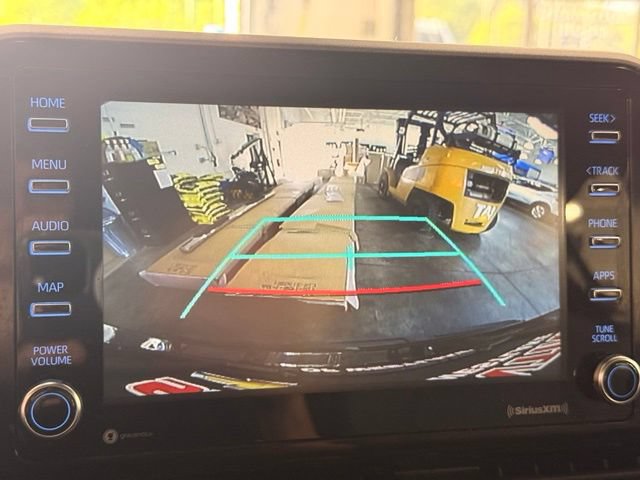Used 2020 Toyota C-HR LE FWD image 15