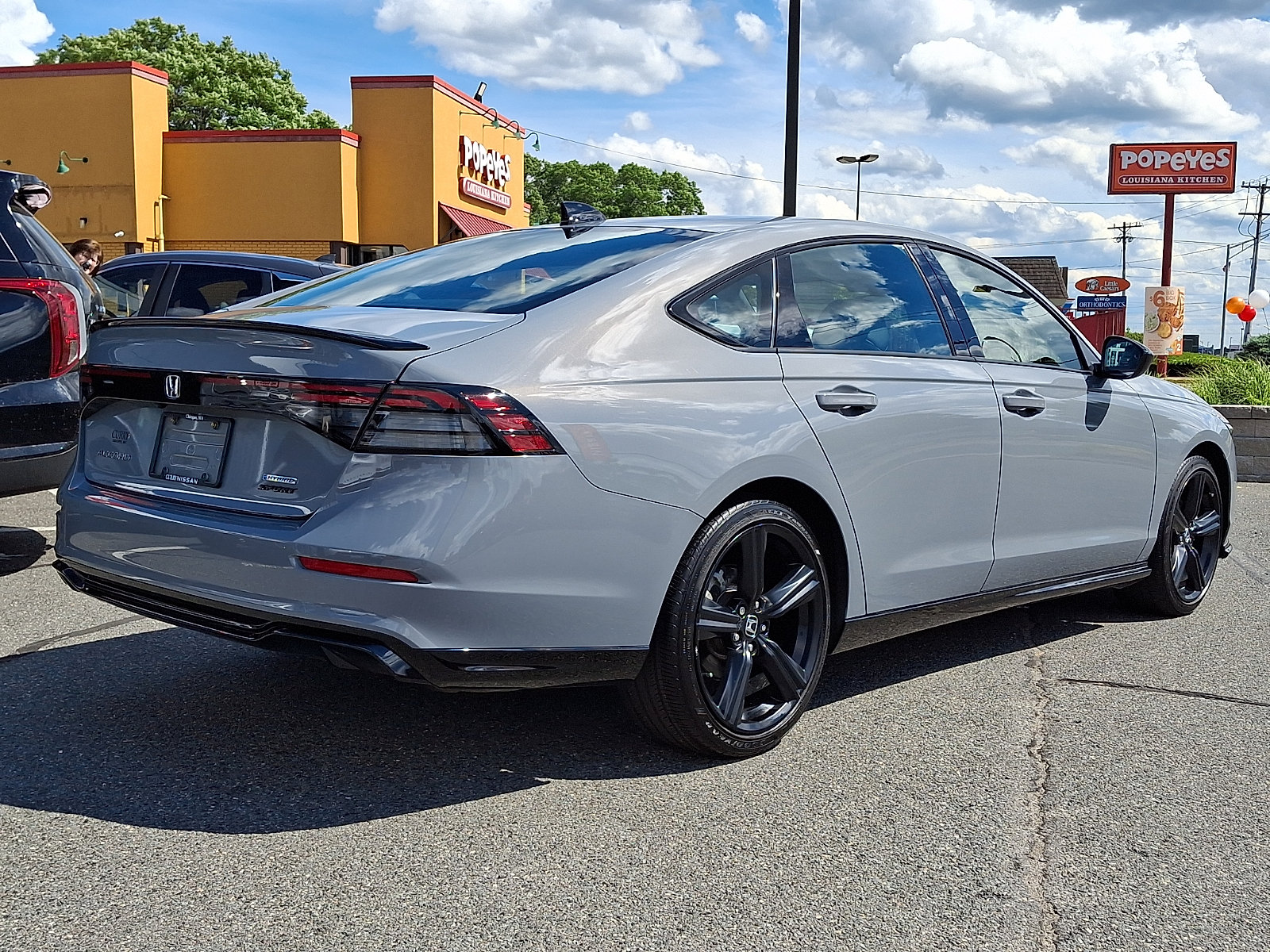 Used 2024 Honda Accord Sport image 7