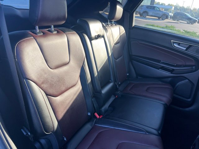 Used 2020 Ford Edge Titanium w/ Equipment Group 301A AWD/4WD image 9