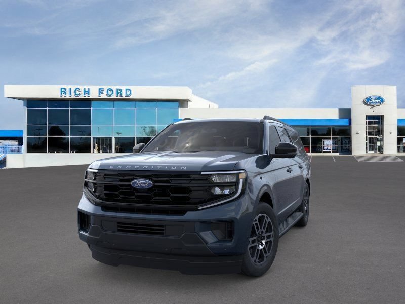 New 2026 Ford Expedition Max Active AWD/4WD image 2