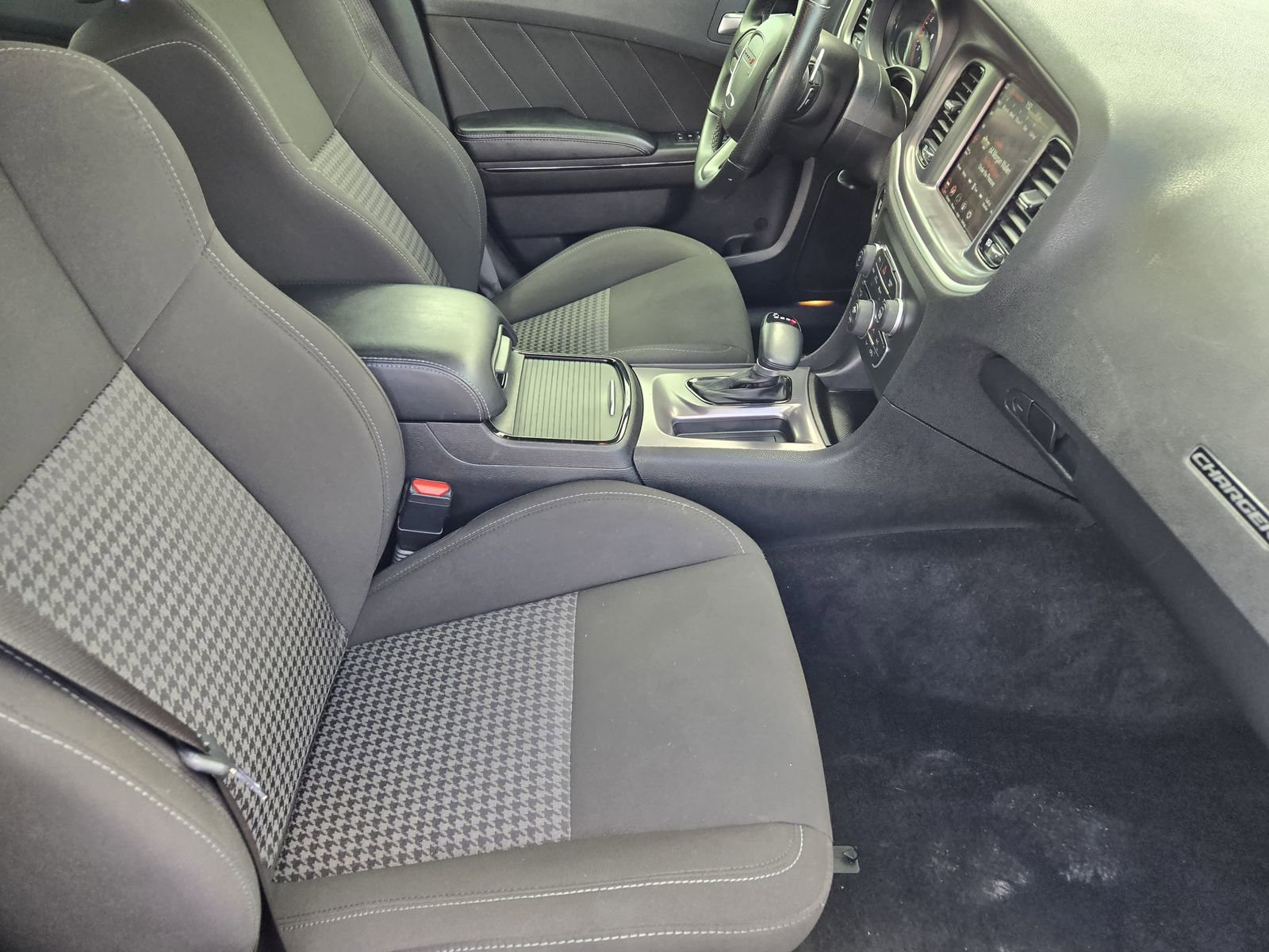 Used 2021 Dodge Charger R/T w/ Blacktop Package image 13