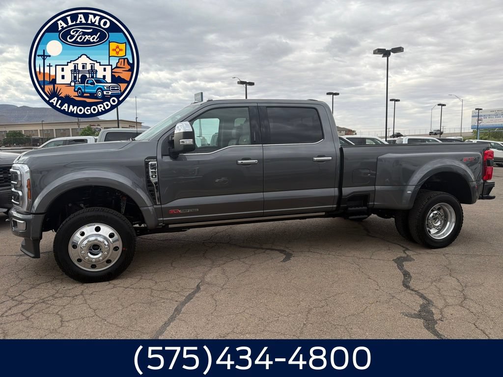 New 2026 Ford F450 Platinum w/ Platinum Plus Package AWD/4WD image 2