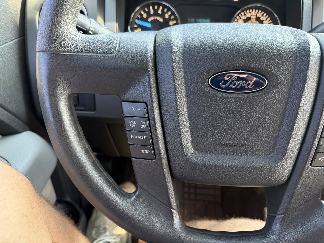 Used 2014 Ford F150 XLT AWD/4WD image 24