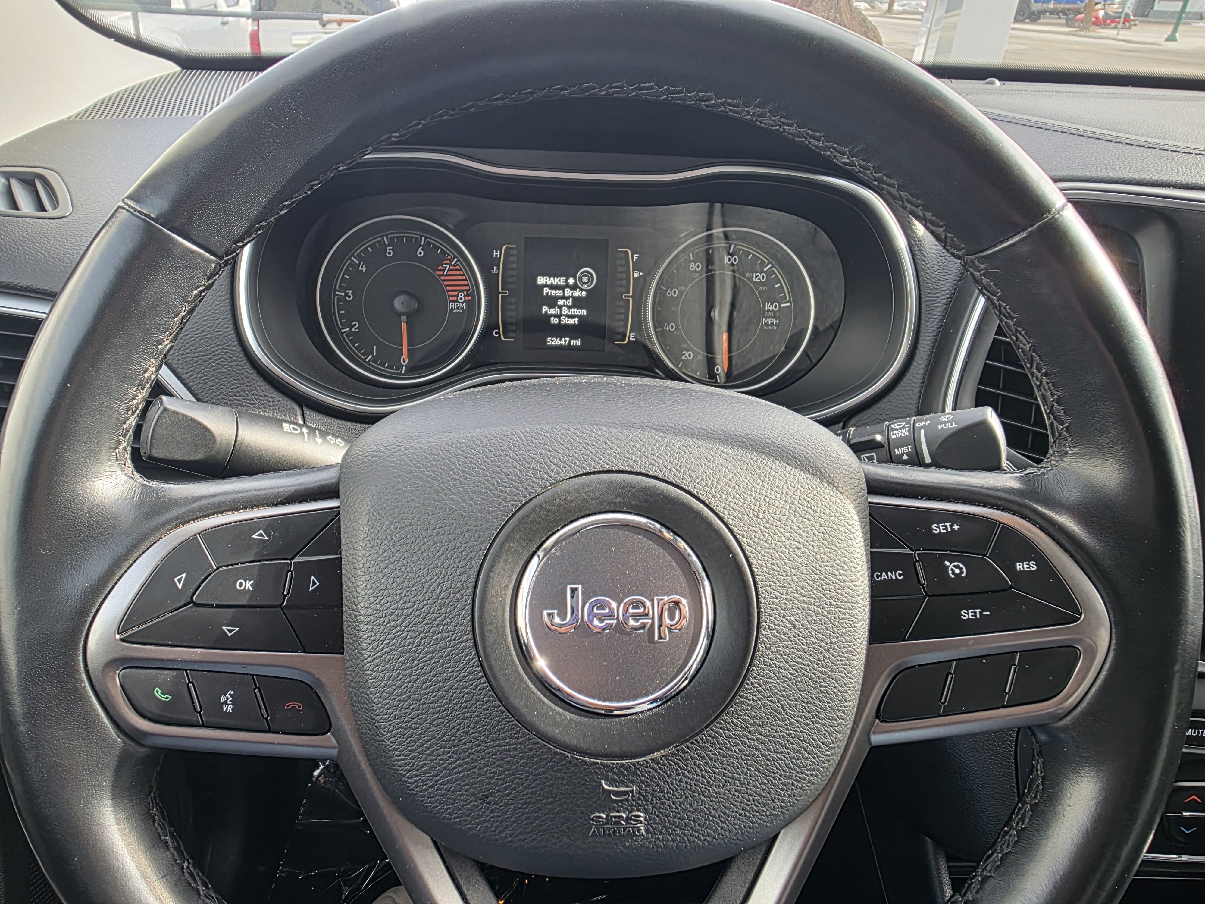 Used 2020 Jeep Cherokee Latitude Lux w/ Comfort/Convenience Group AWD/4WD image 9