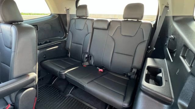 Used 2022 Kia Telluride S image 77