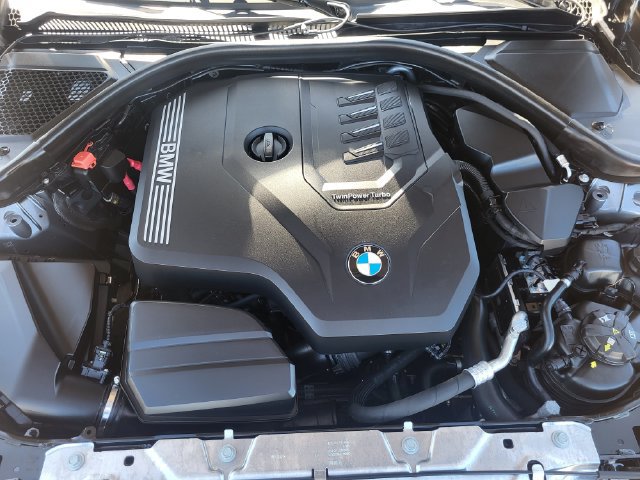 Used 2023 BMW 330i xDrive Sedan w/ Premium Package AWD/4WD image 10