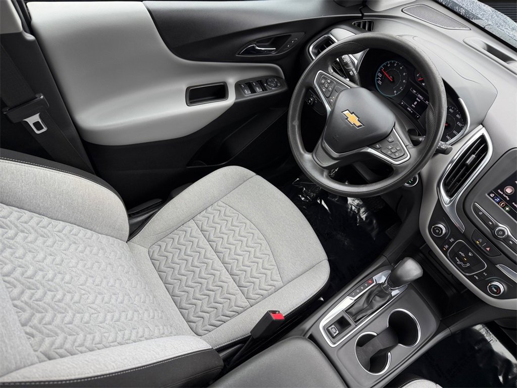 Used 2022 Chevrolet Equinox LS image 15