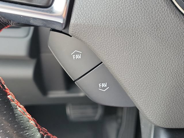Used 2022 Chevrolet Camaro SS RWD image 31