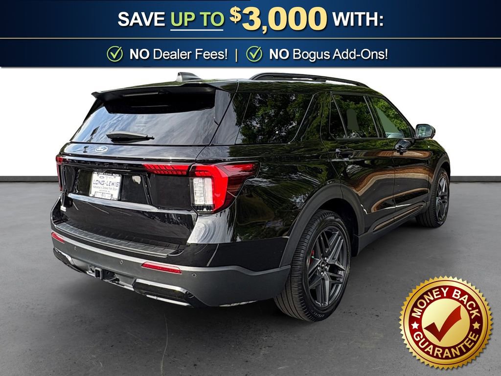 Used 2025 Ford Explorer ST-Line w/ Premium Package image 7