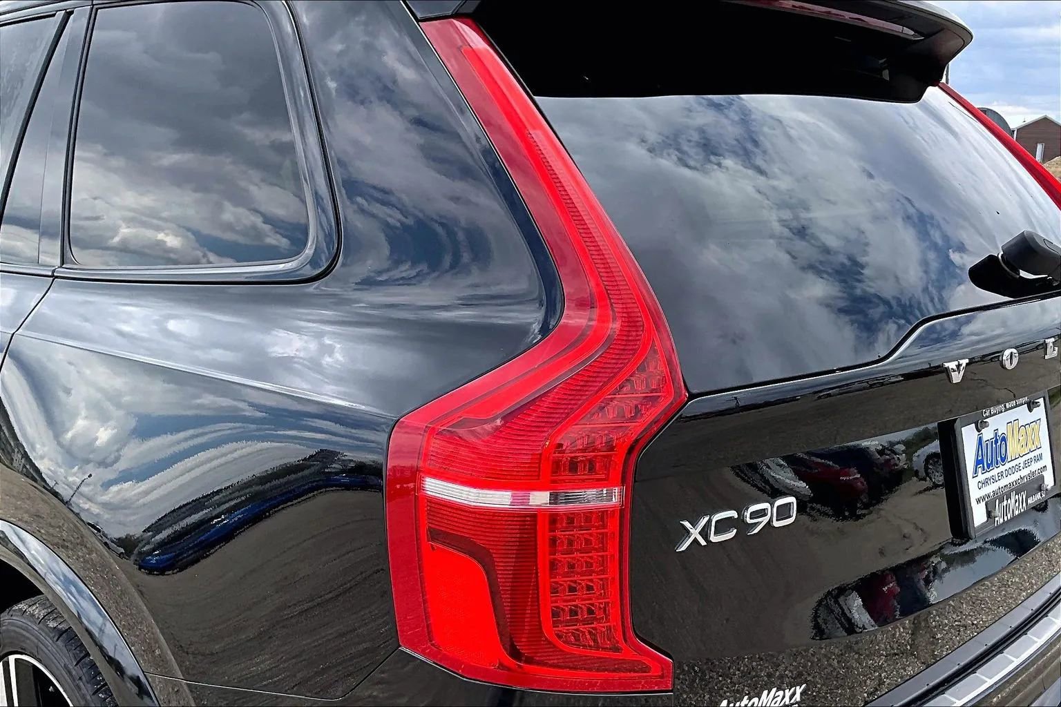 Used 2020 Volvo XC90 T6 R-Design AWD/4WD image 22