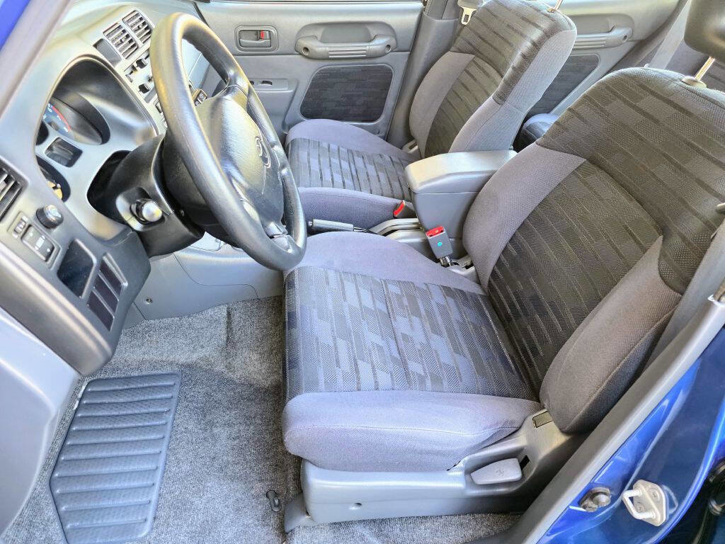 Used 1997 Toyota RAV4 4WD 4-Door image 15