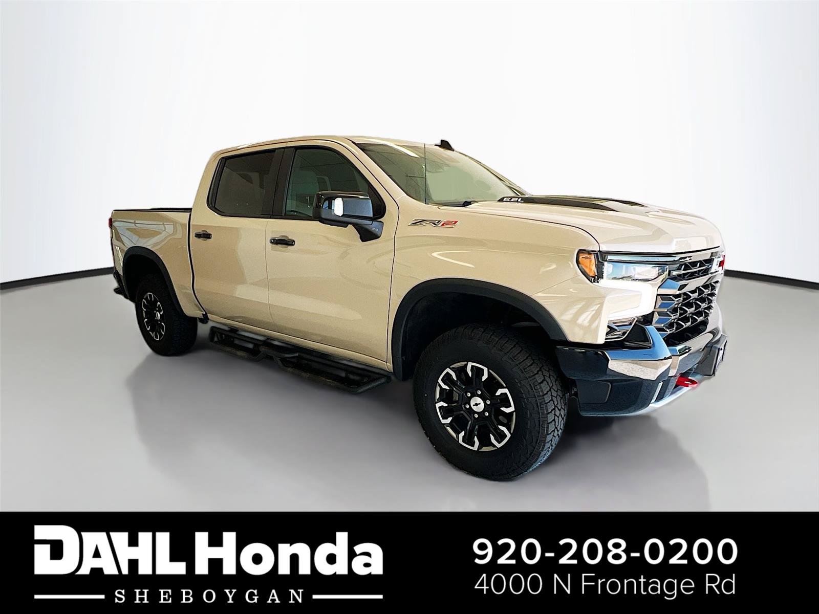 Used 2022 Chevrolet Silverado 1500 ZR2 w/ Technology Package AWD/4WD image 1