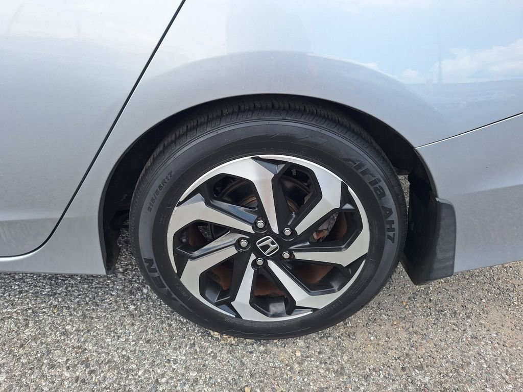 Used 2016 Honda Accord EX image 25