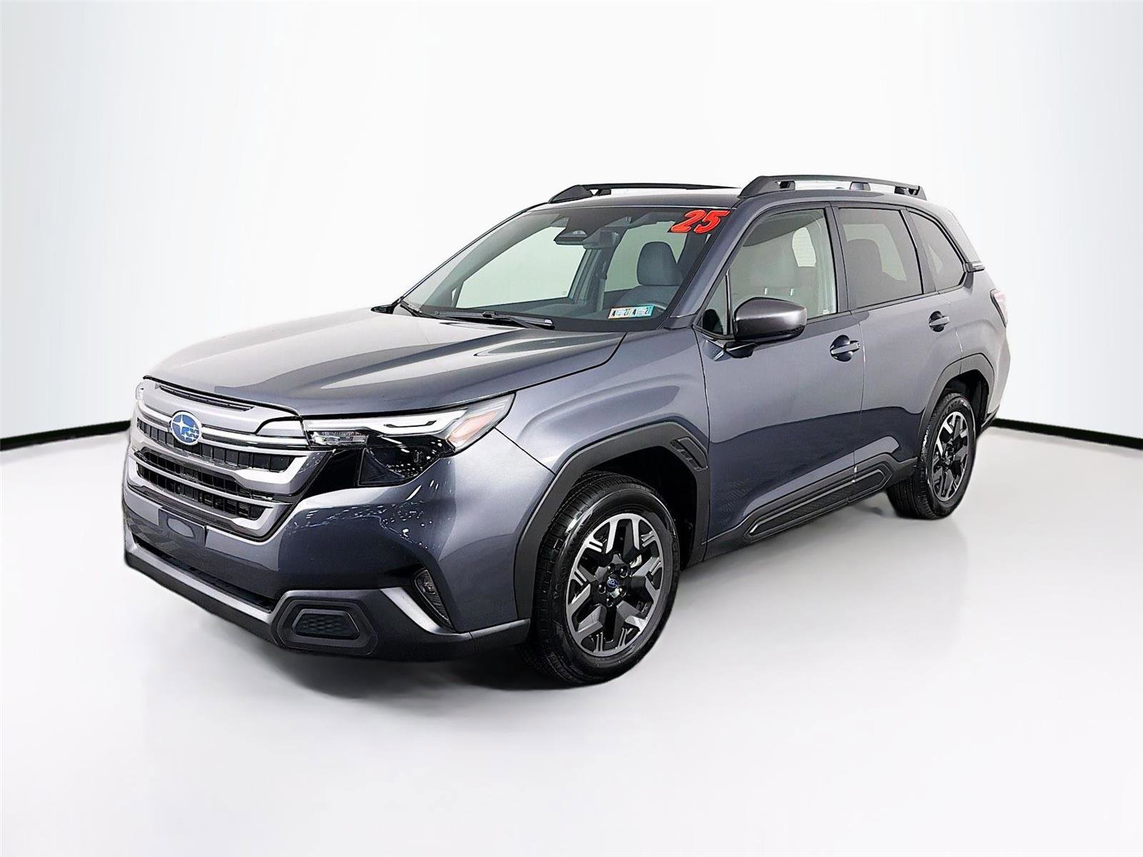 Certified 2025 Subaru Forester Premium w/ Convenience Package #1 AWD/4WD image 3