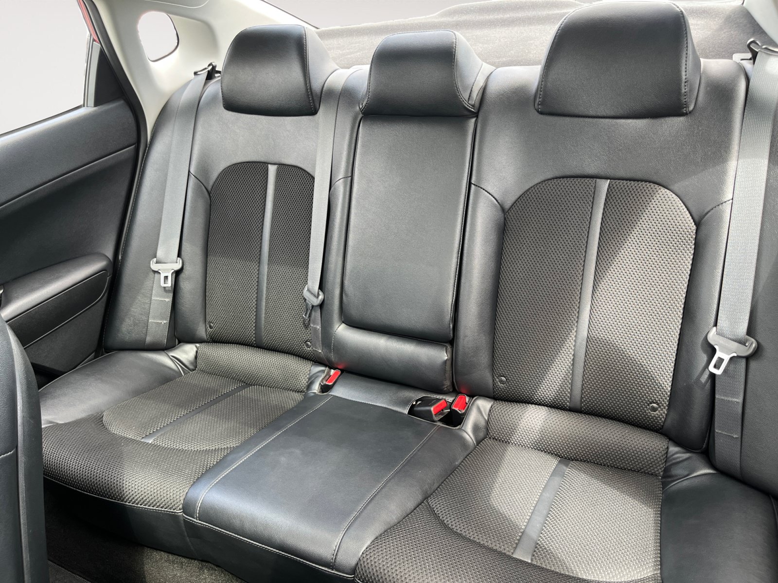 Used 2019 Kia Optima S w/ S Panoramic Sunroof Package FWD image 13