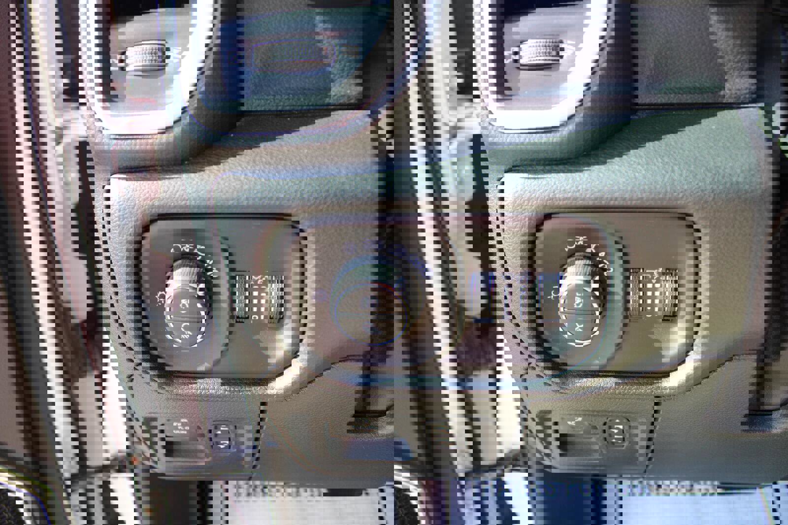 Used 2023 RAM 1500 Laramie image 14