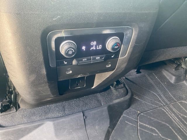 Used 2021 Chevrolet Tahoe Z71 w/ Z71 Signature Package AWD/4WD image 42