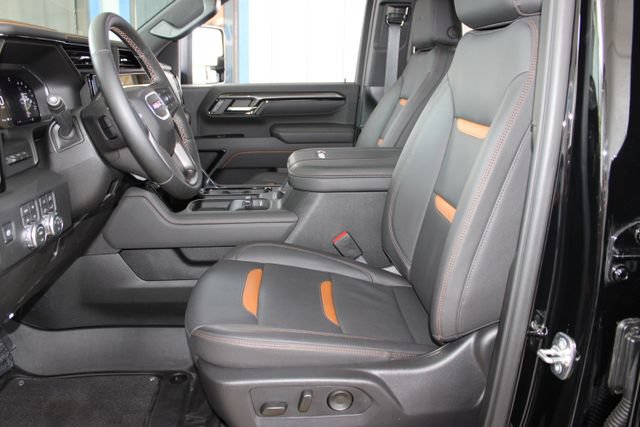 Used 2026 GMC Sierra 2500 AT4 w/ AT4 Premium Plus Package AWD/4WD image 22