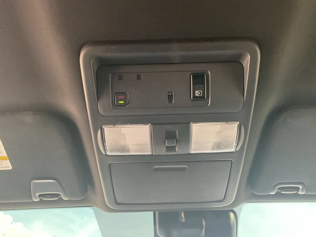 Used 2023 Nissan Titan SV w/ SV Convenience Package AWD/4WD image 15