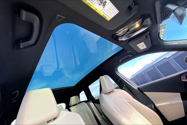 Used 2025 BMW X3 xDrive30i w/ Premium Package image 17