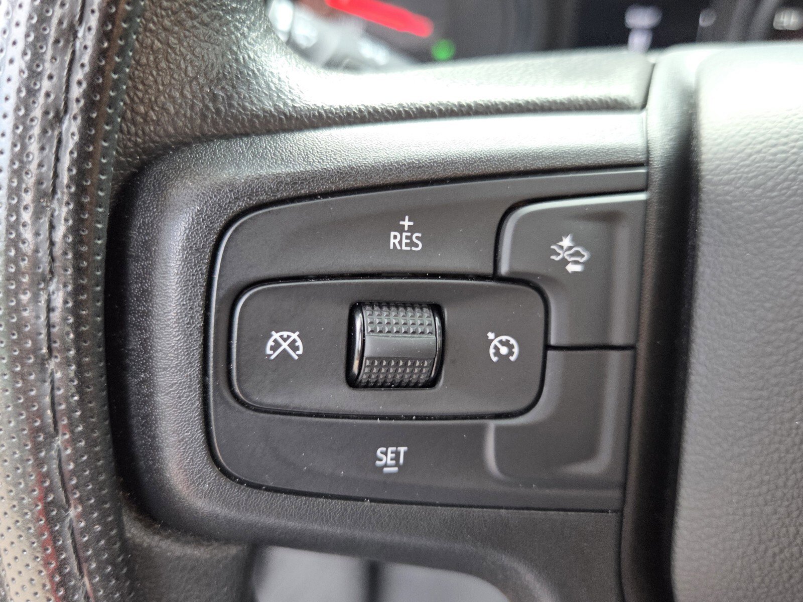 Used 2024 Chevrolet Silverado 1500 Custom RWD image 33